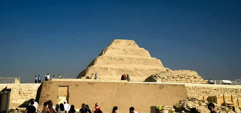 Hurghada to Pyramids Day Tour Package